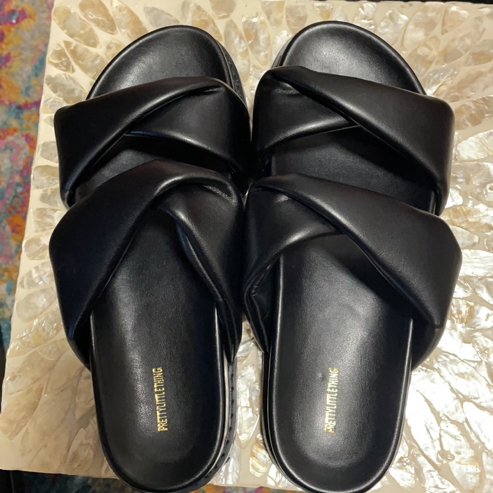 Pretty Little Thing- BRAND NEW Sandals